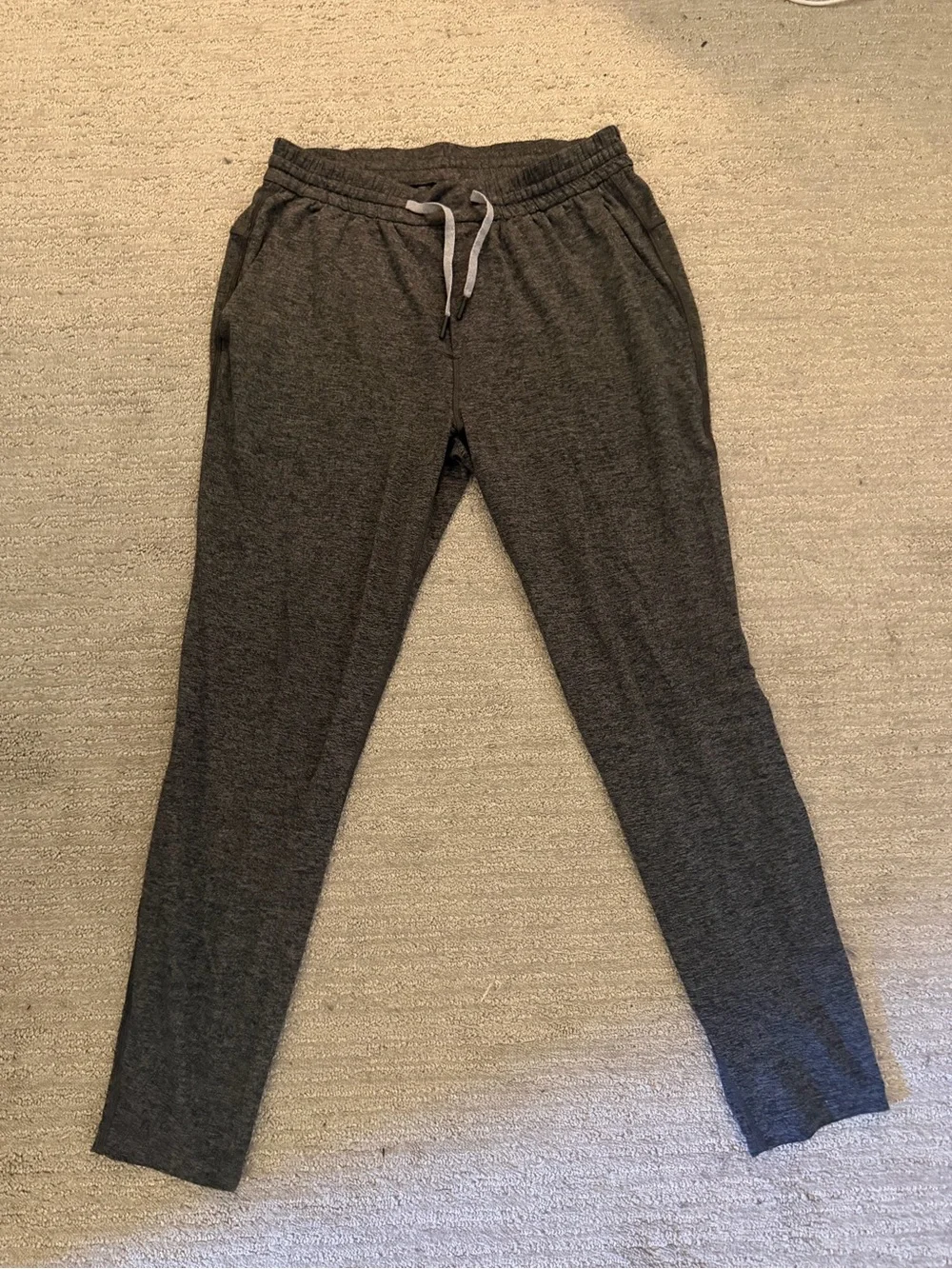 lululemon athletica Men's Dark Gray Slim Joggers